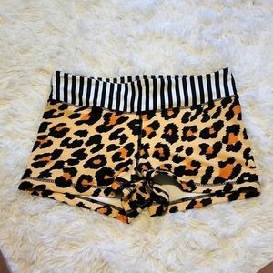 COMP SHORT 2.0 ( REBEL LEOPARD) 